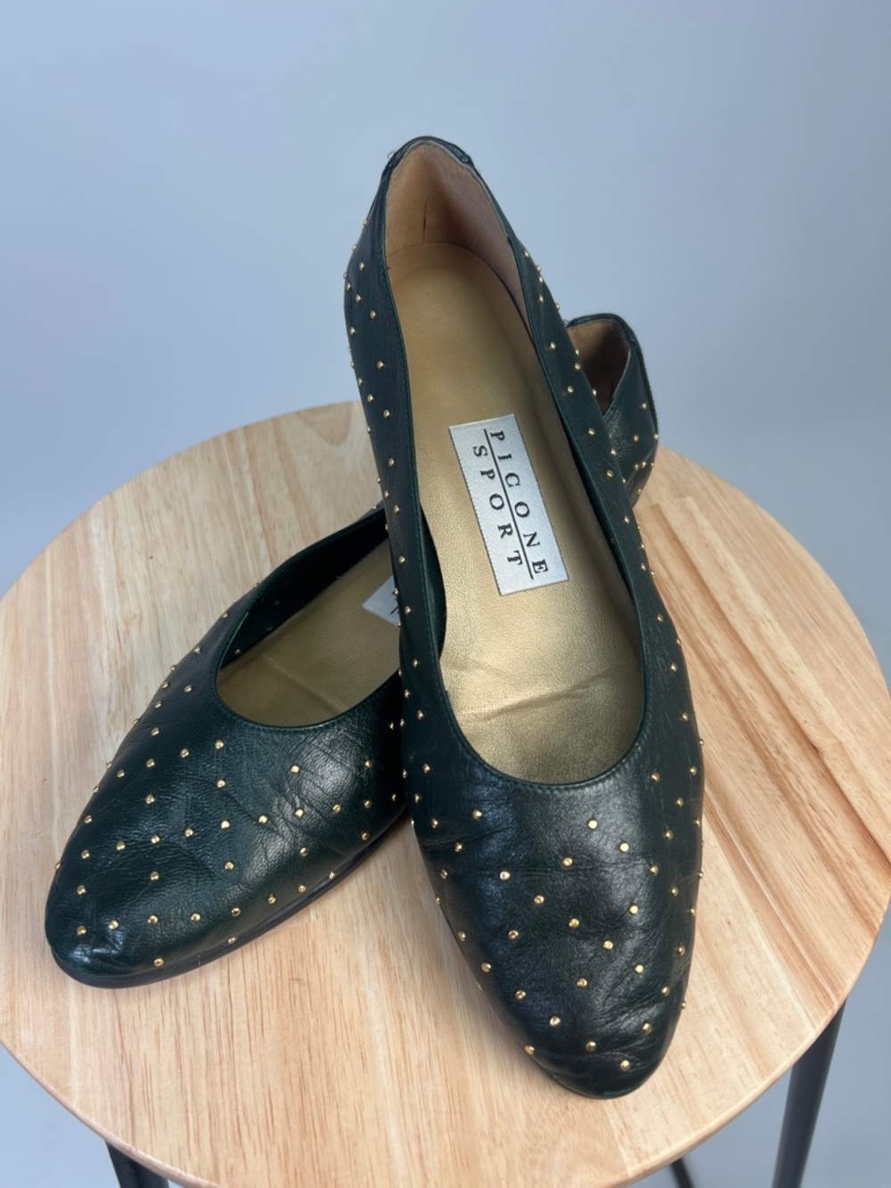 Picone Sport Women's Chic Hunter Green w/Gold Embellished Flats Size 8.5